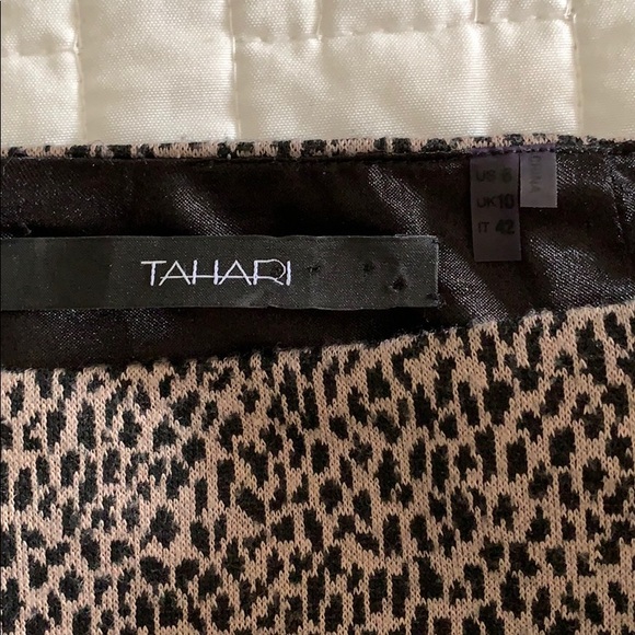 Tahari leopard print skirt - Picture 3 of 4